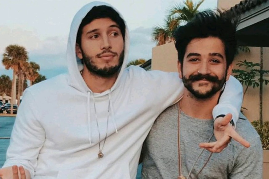 Camilo et Sebastian Yatra les deux ovnis positifs et colorés de la scène latino !